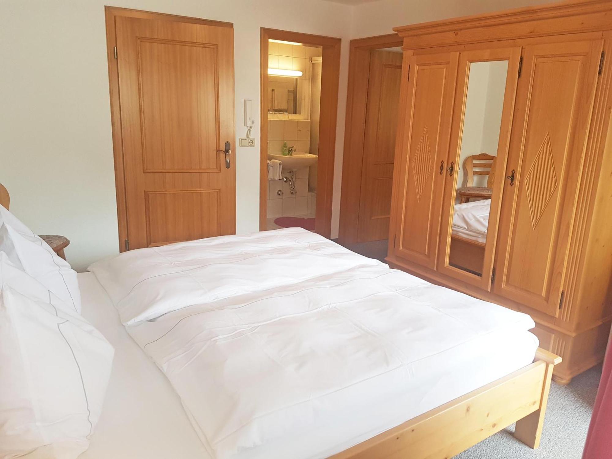 Landhaus Schmid Schoenau Schoenau am Koenigsee Bilik gambar